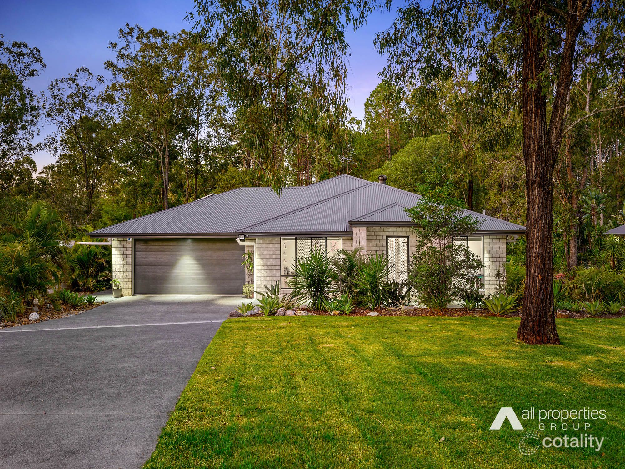 17-19 Spinebill Dr, Greenbank, QLD 4124