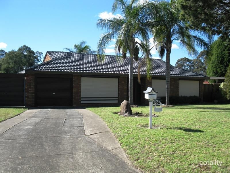 14 Kestrel Pl, Ingleburn, NSW 2565
