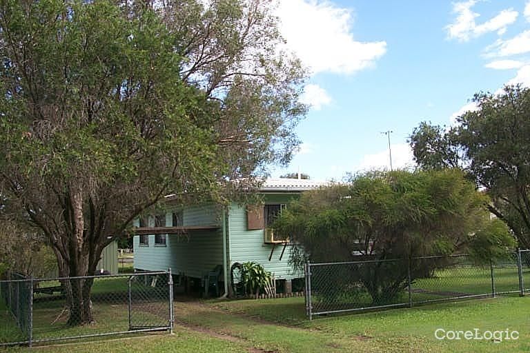 11 Bingle Rd, Dunwich, QLD 4183