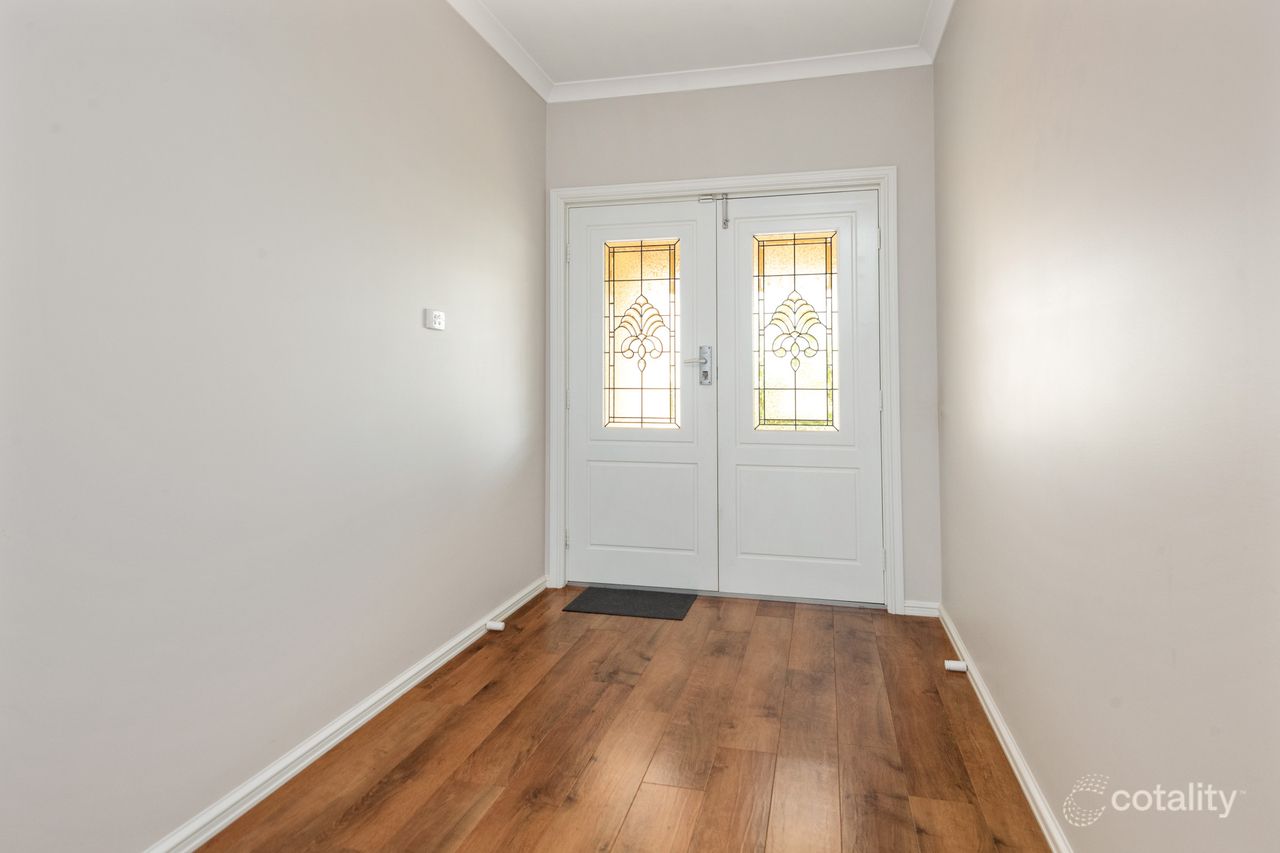 6 Pira Ave, Karlkurla, WA 6430