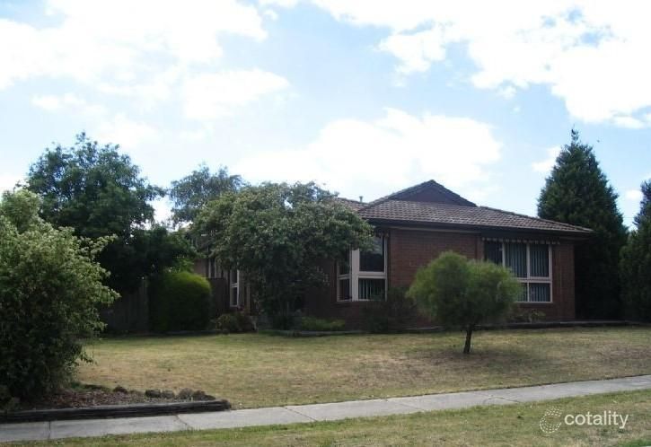 1 Greenmount Cl, Narre Warren, VIC 3805