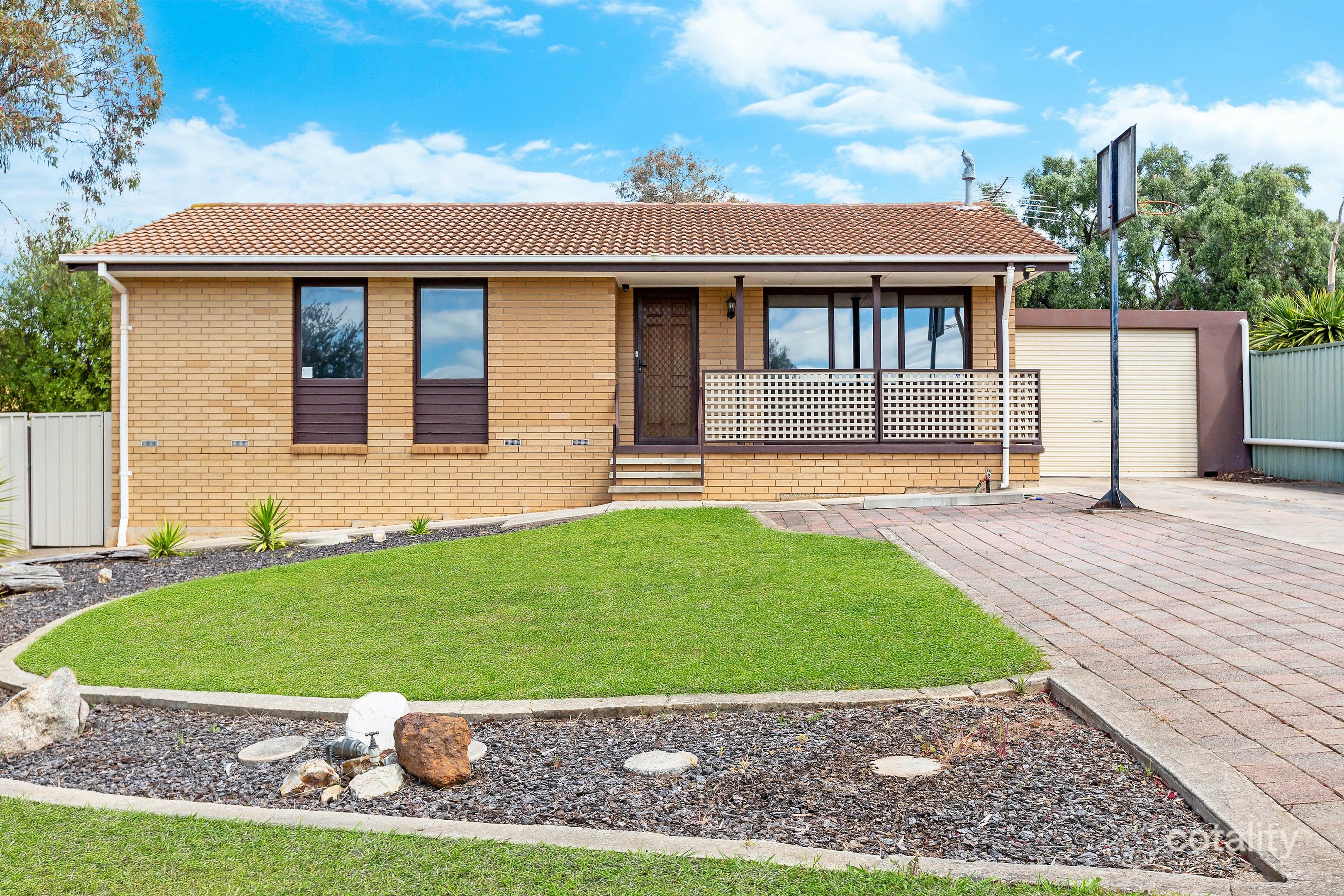 16 Palma Ct, Hackham West, SA 5163