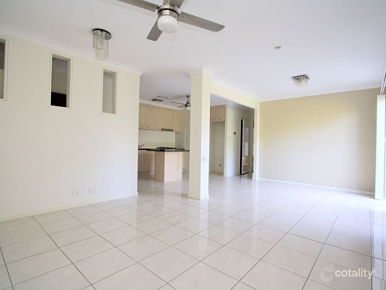 18 Diamantina Cres, Fitzgibbon, QLD 4018