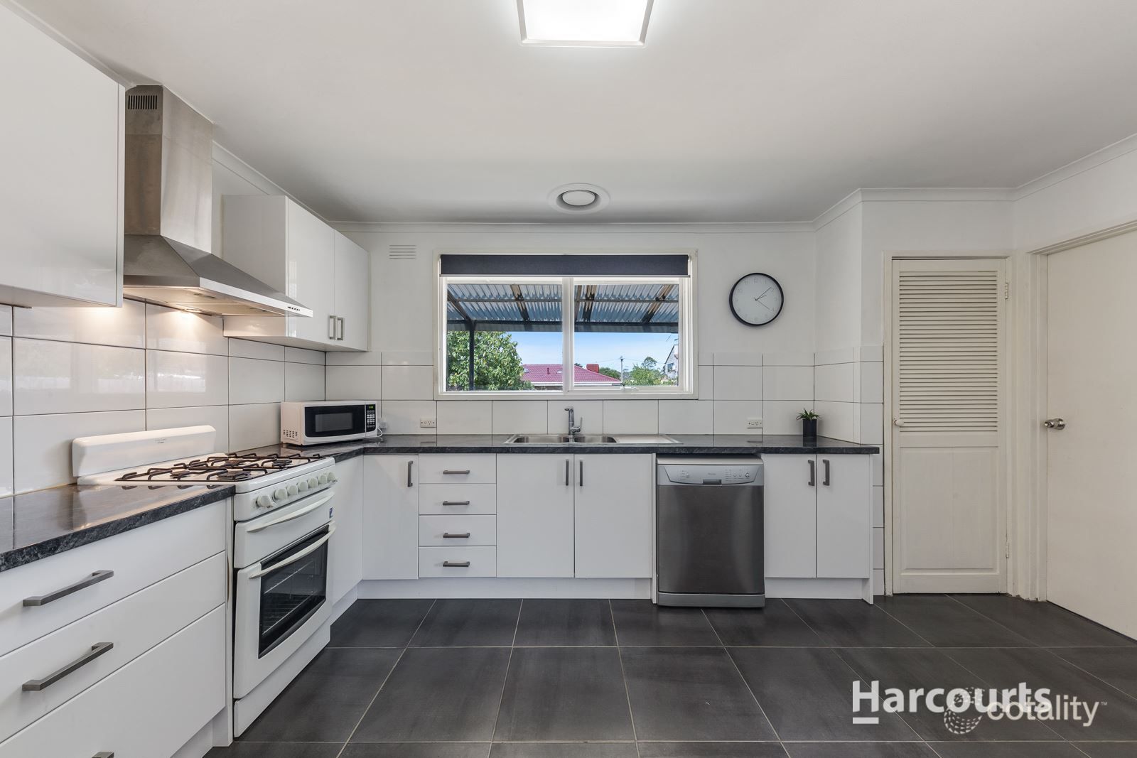 2 Allandale Dr, Deer Park, VIC 3023