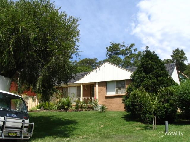 4 Caliente Cres, Macquarie Hills, NSW 2285