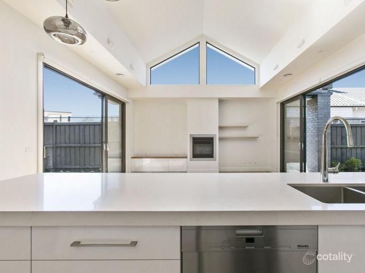 2/26 Charles St, Glen Iris, VIC 3146
