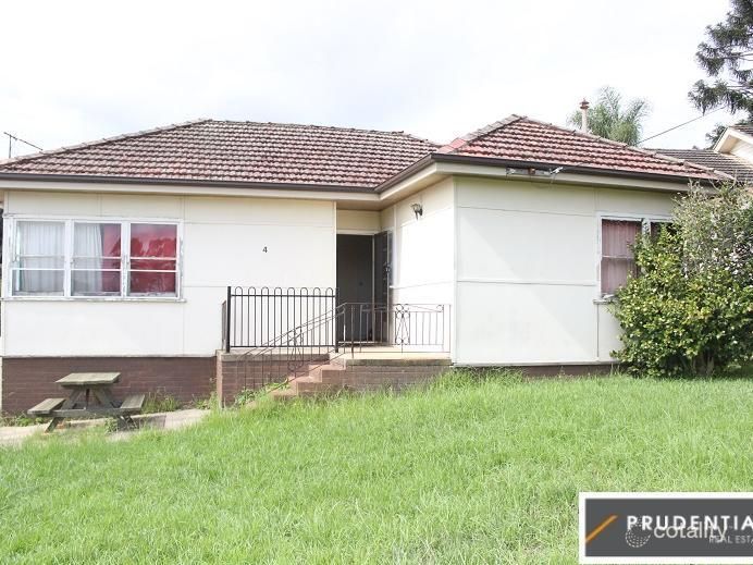 4 Meehan Pl, Campbelltown, NSW 2560