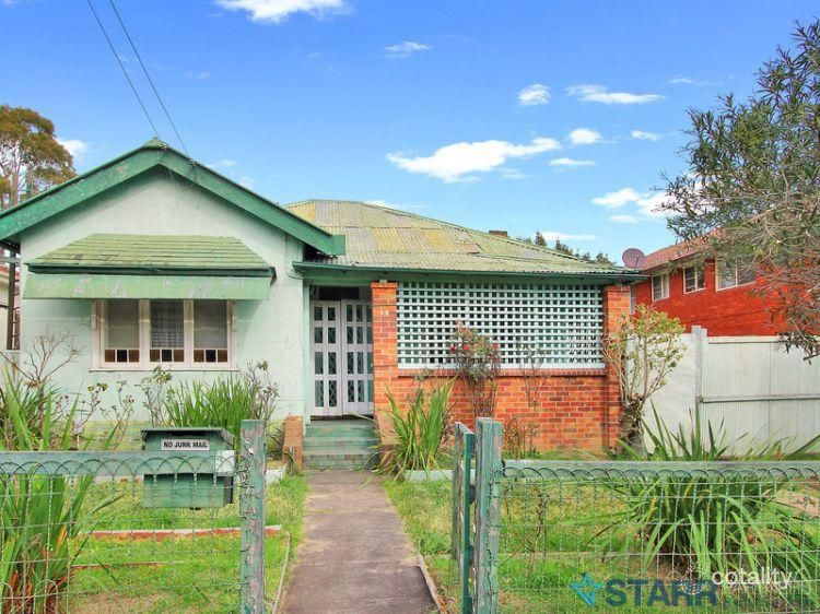 48 Newman St, Merrylands, NSW 2160