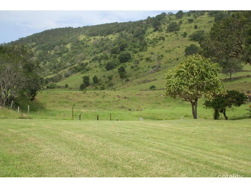 108 Larners Rd, Theebine, QLD 4570