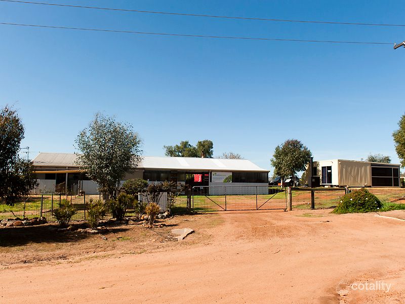 9 Collard St, Brookton, WA 6306