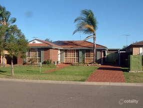 32 Climus St, Hassall Grove, NSW 2761