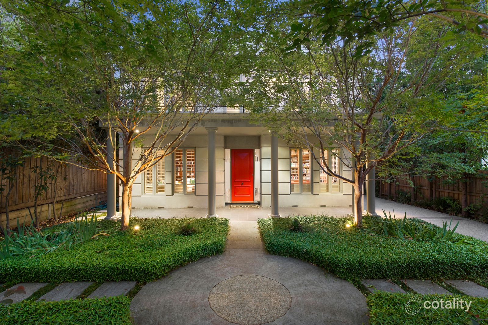 2 Water St, Camberwell, VIC 3124
