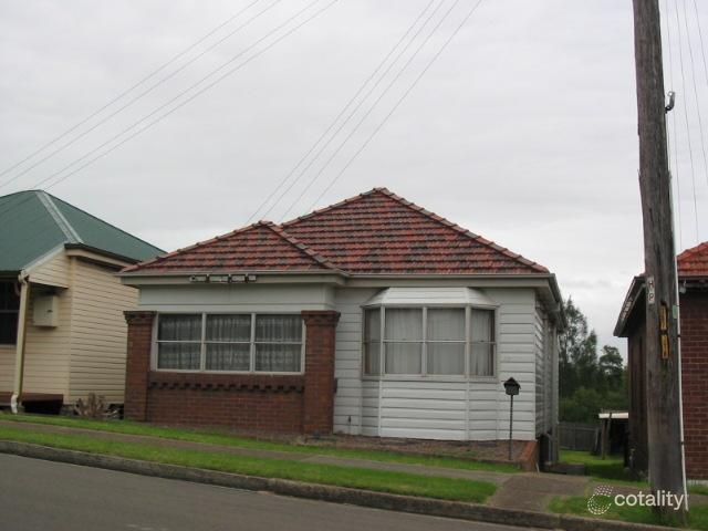 112 Woodstock St, Mayfield, NSW 2304