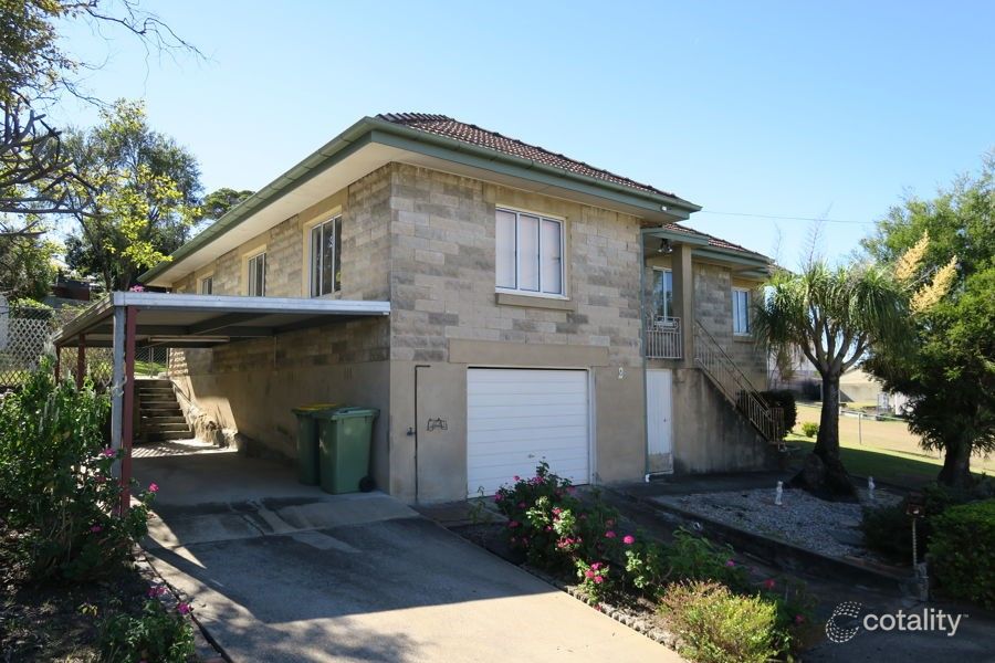 2 Raymond St, North Ipswich, QLD 4305
