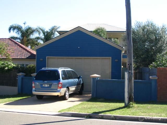 8 Spring Rd, North Curl Curl, NSW 2099