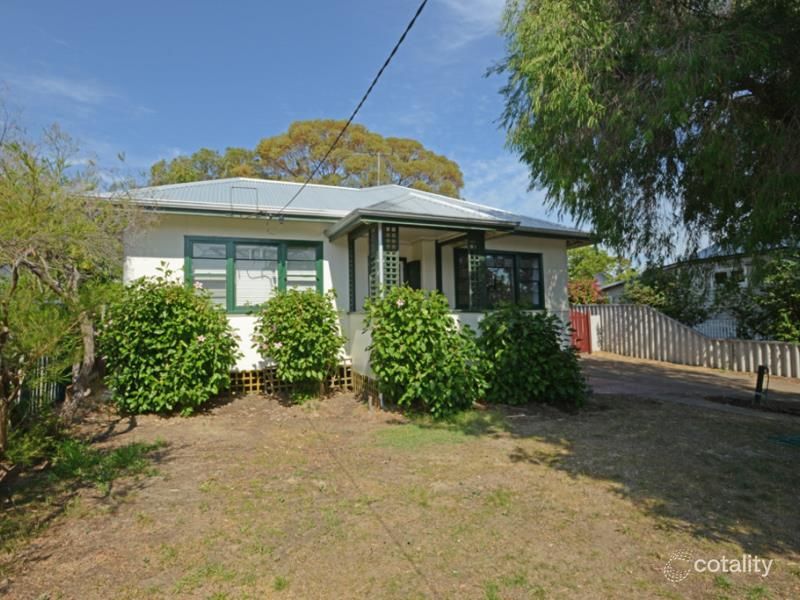 38 Cleopatra St, Palmyra, WA 6157