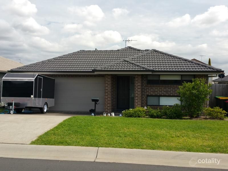 45 Adams Cct, Elderslie, NSW 2570