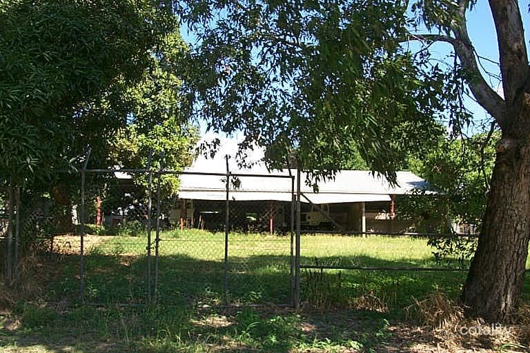 79-83 Munro St, Brandon, QLD 4808