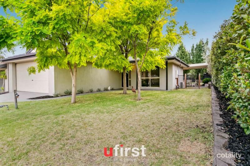 38 Highland Dr, Frankston South, VIC 3199