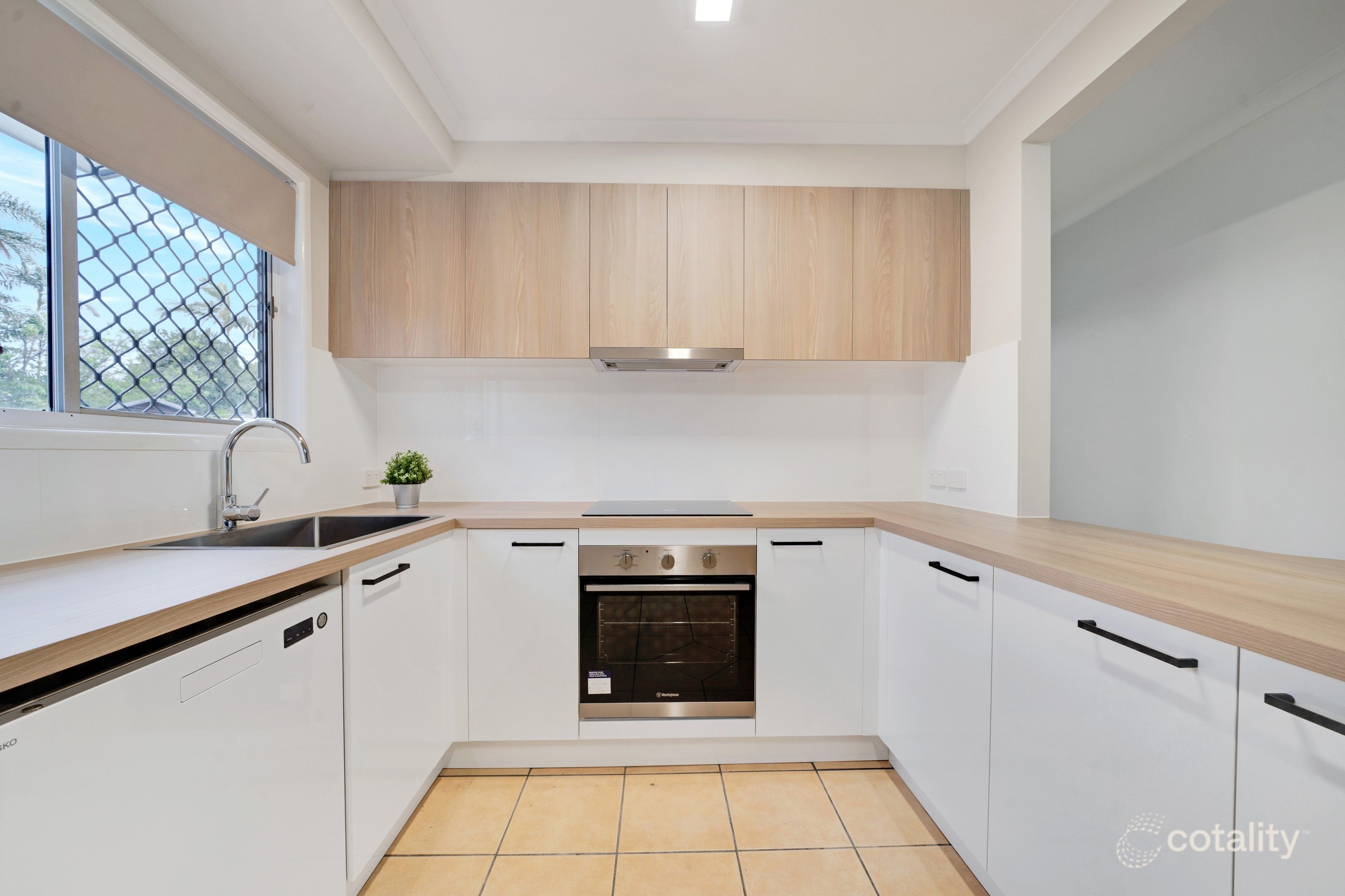 300 Kingston Rd, Slacks Creek, QLD 4127