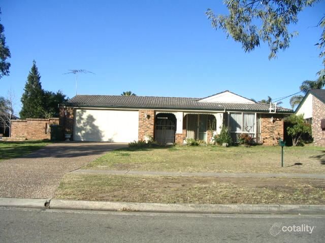 24 Holly Ave, Chipping Norton, NSW 2170