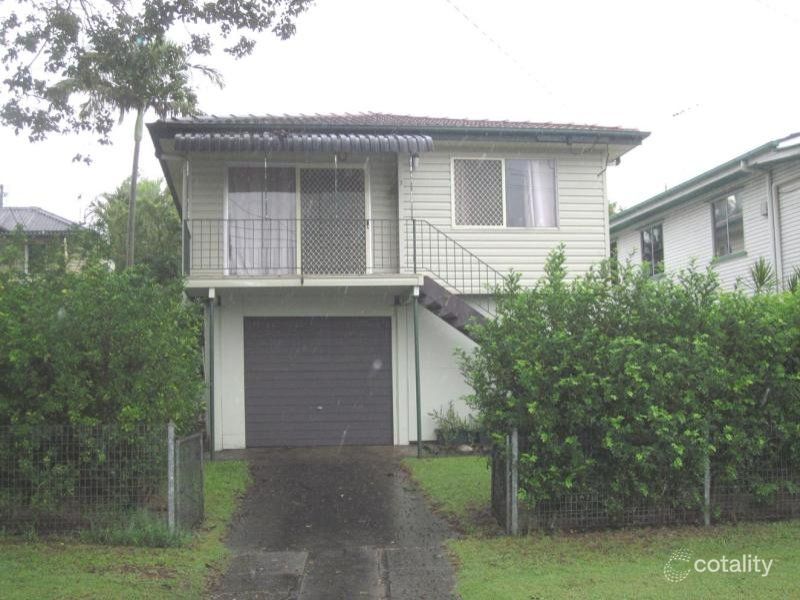 7 Herswell Ave, Wynnum West, QLD 4178