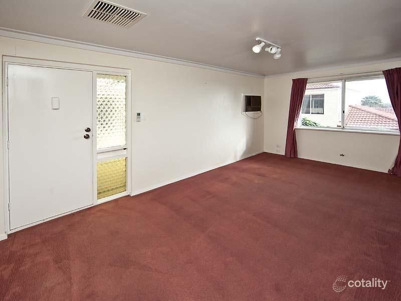 4a Griffiths St, Kelmscott, WA 6111