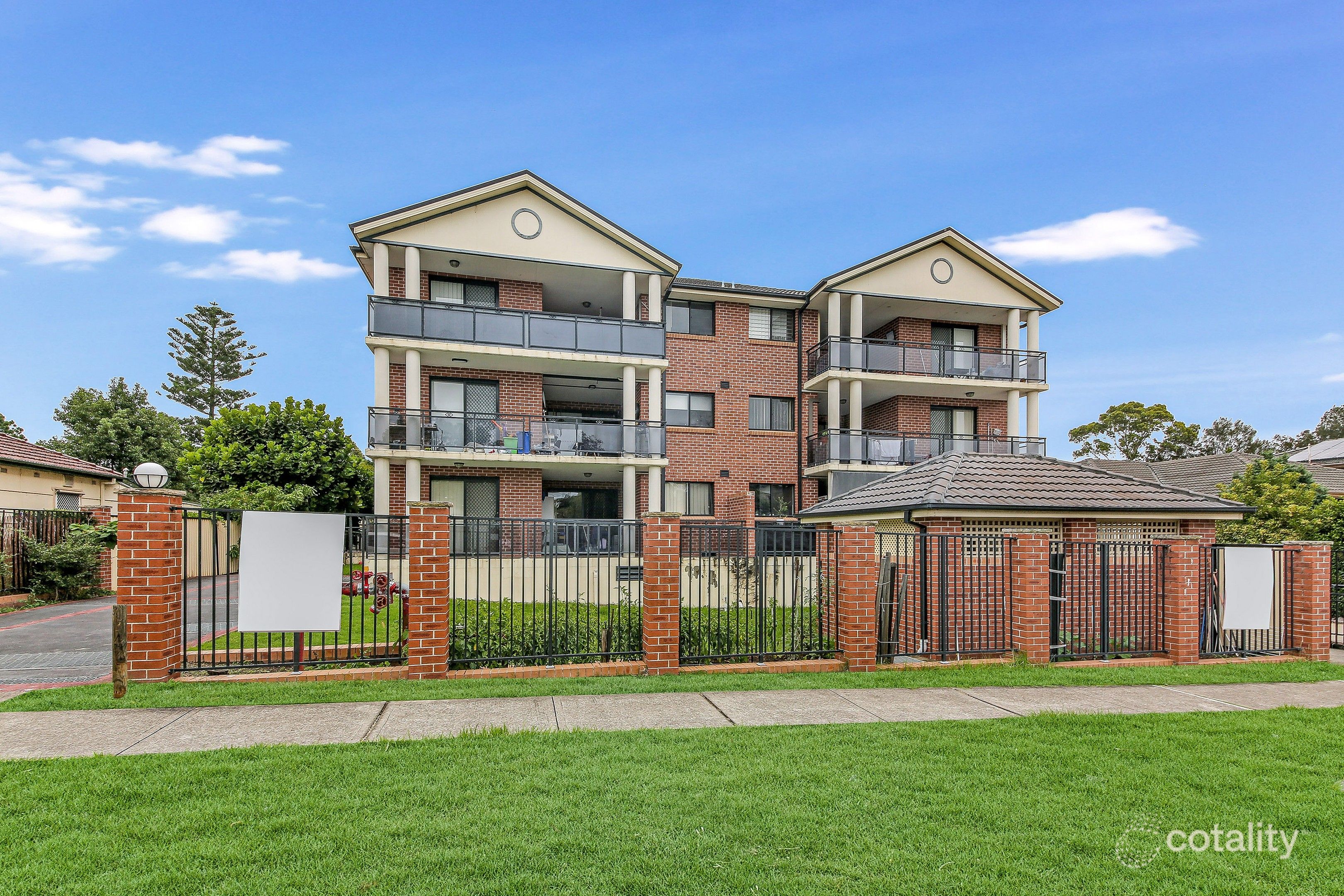 12/14 White Ave, Bankstown, NSW 2200