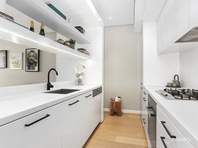 302/81 Foveaux St, Surry Hills, NSW 2010