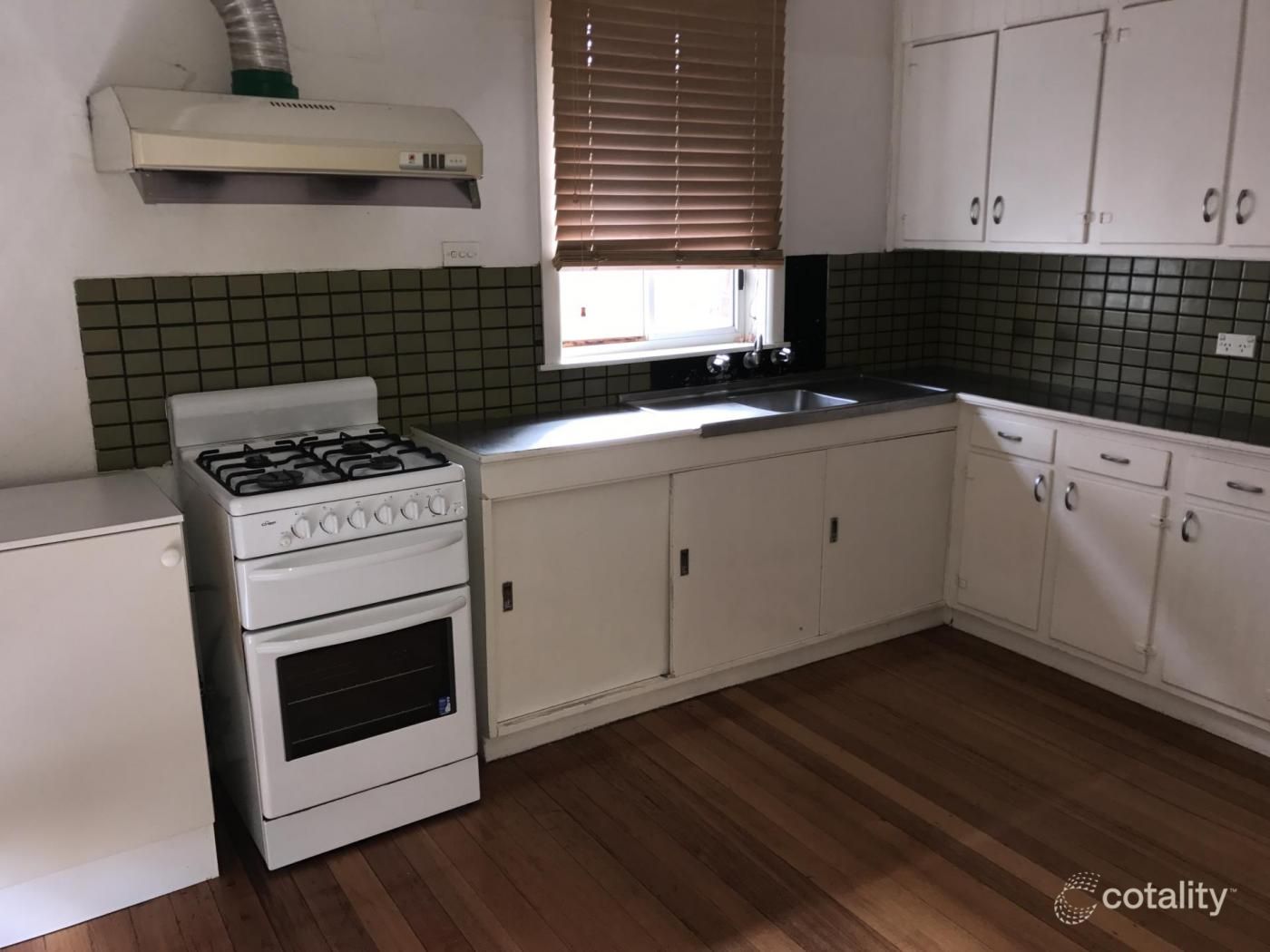 102 Winter Cres, Reservoir, VIC 3073