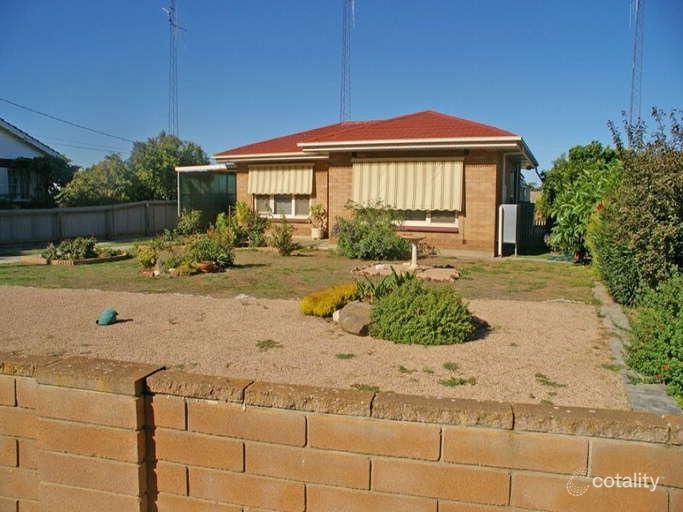 49 Bay Rd, Moonta Bay, SA 5558