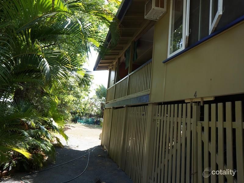4 Downie, Bucasia, QLD 4750