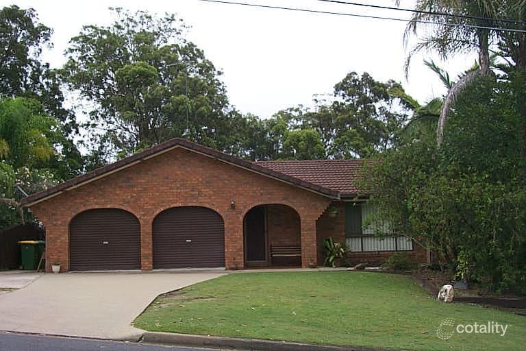 8 Bass Ave, Molendinar, QLD 4214