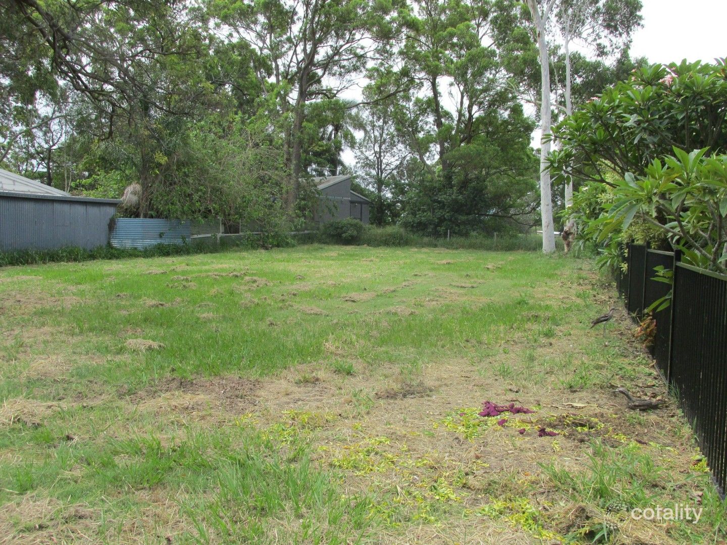 9 Robin St, Macleay Island, QLD 4184