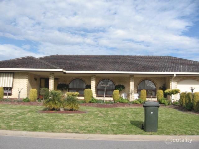 25 Woodlake Ave, West Lakes, SA 5021
