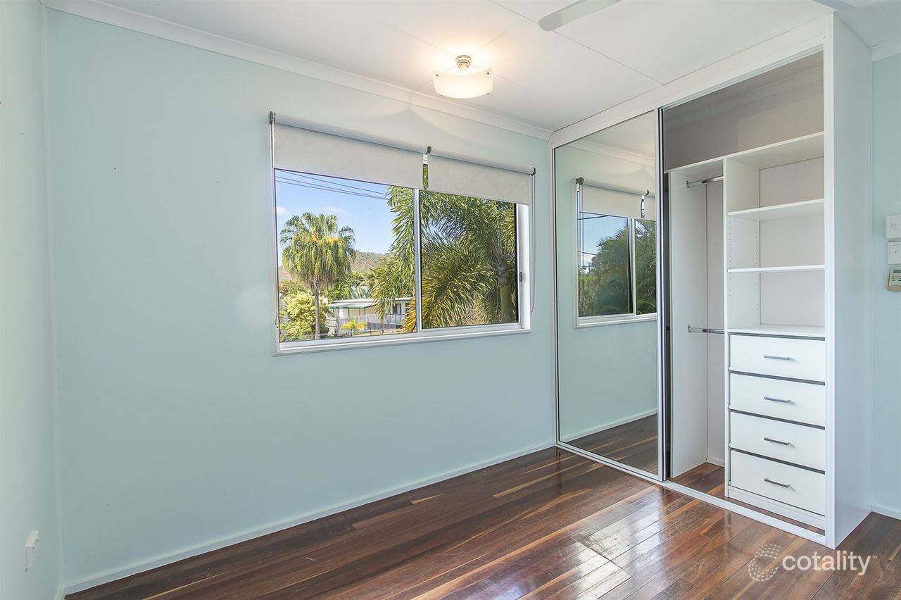 21 Rossato Cres, Rasmussen, QLD 4815