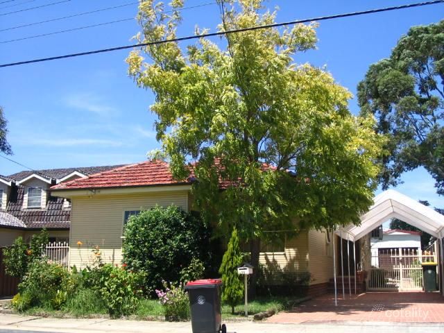 36 Forsyth St, Kingsgrove, NSW 2208