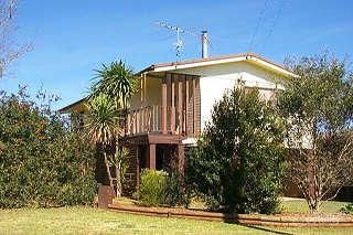 4 Mcintyre St, Centenary Heights, QLD 4350
