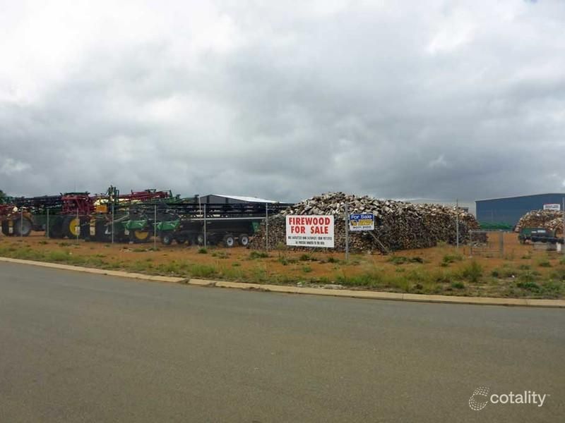 1 Berrigan St, Chadwick, WA 6450