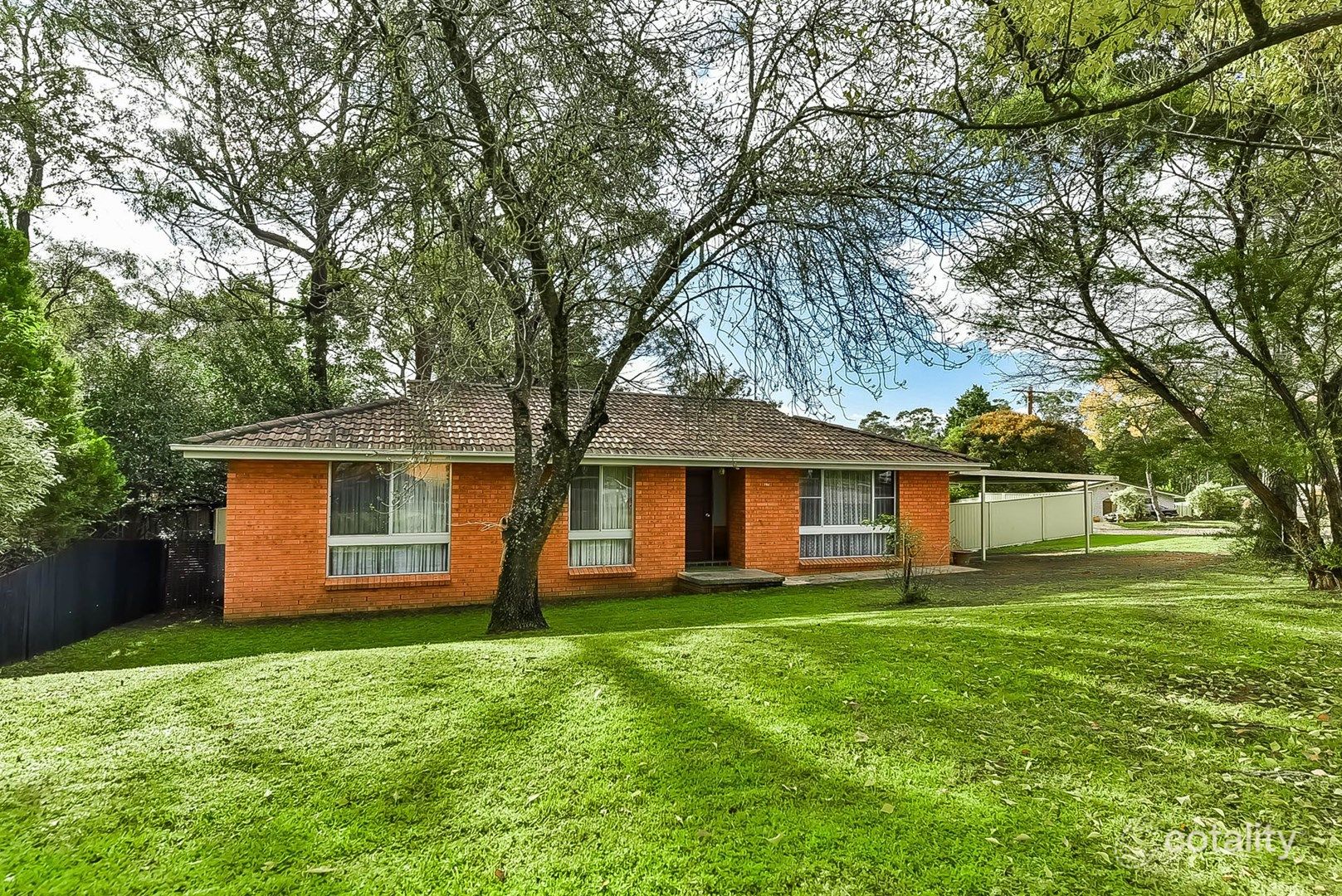 17 Alma Pl, Thirlmere, NSW 2572