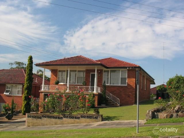 111 Garden Grove Pde, Adamstown Heights, NSW 2289