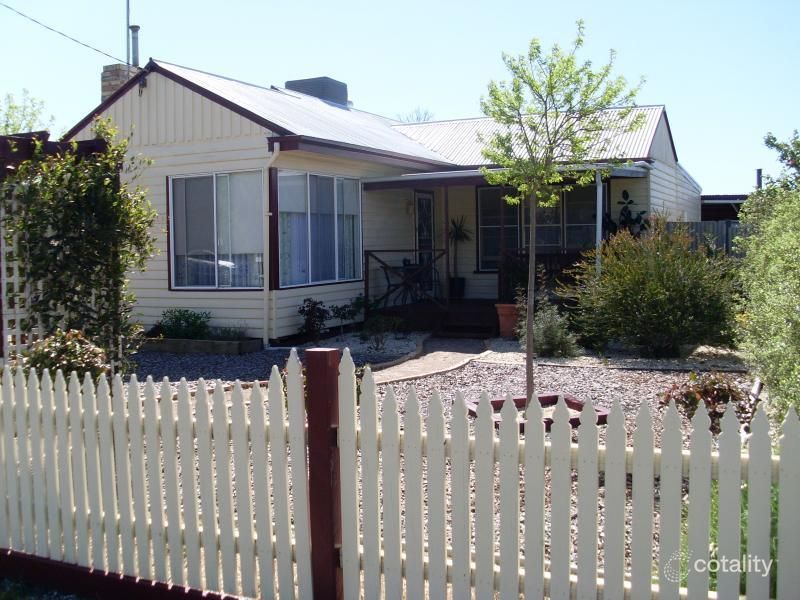 33 Wavell St, Horsham, VIC 3400