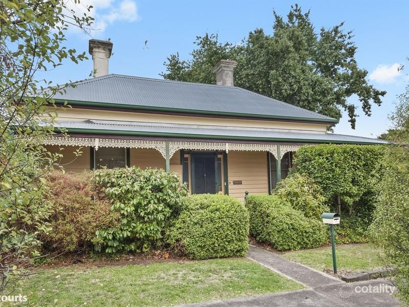 59 Cambridge St, Creswick, VIC 3363