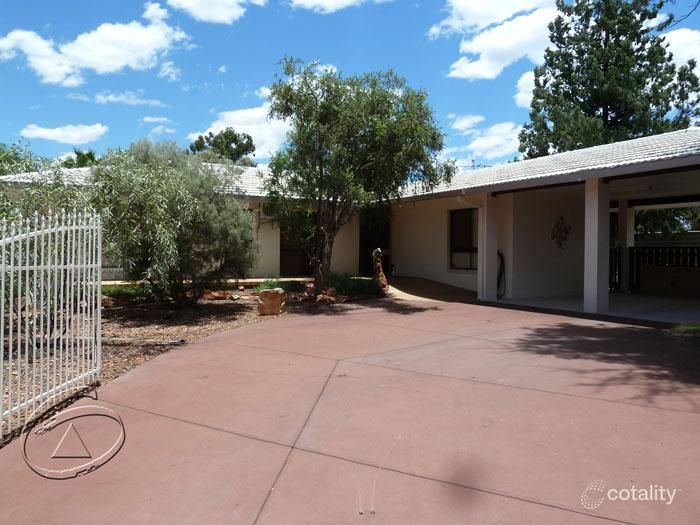 4 Mcrae Ct, Braitling, NT 0870