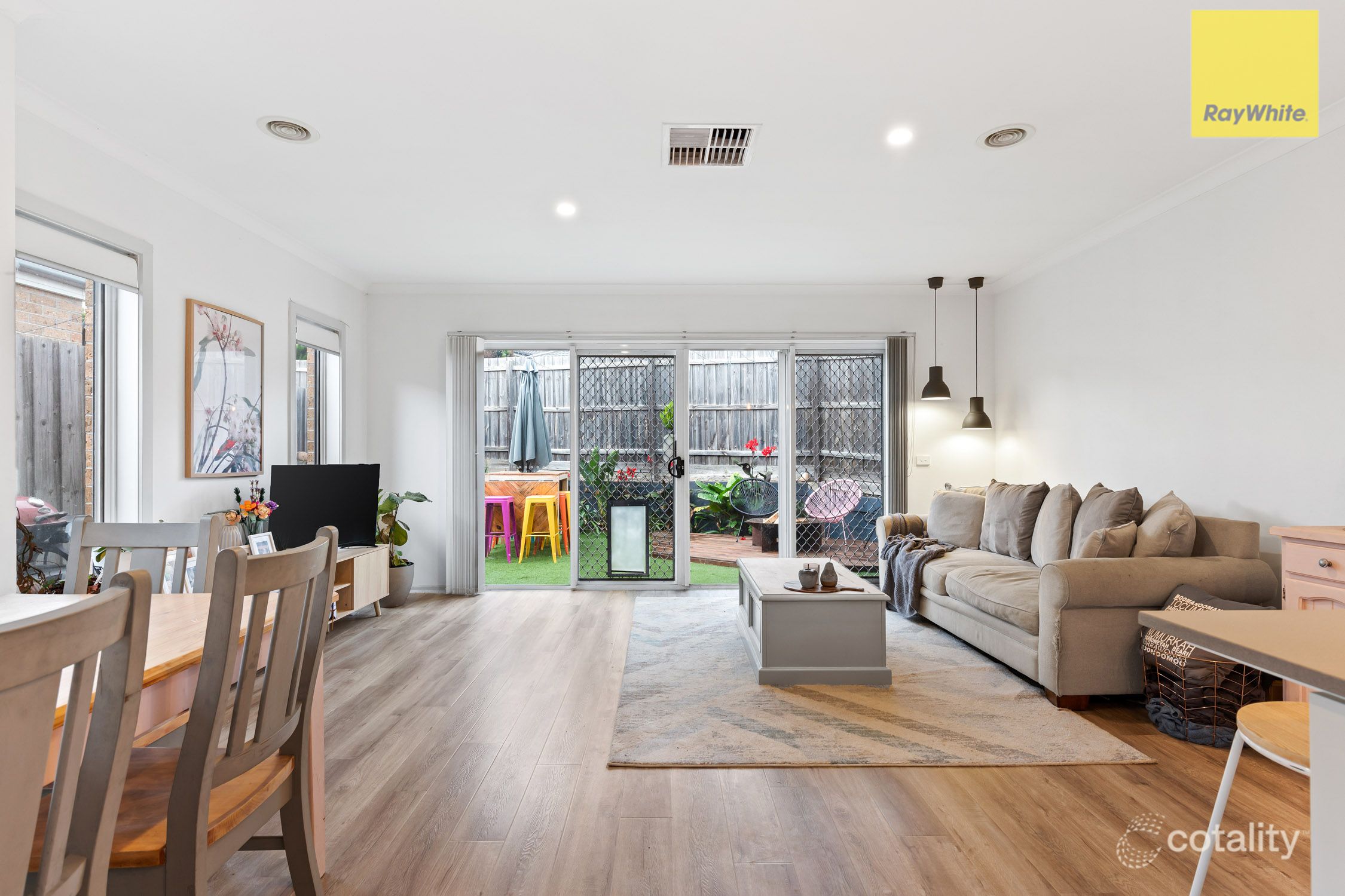 4/13 Silverdale Dr, Darley, VIC 3340