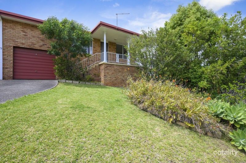 2/5 Warrawee St, Sapphire Beach, NSW 2450
