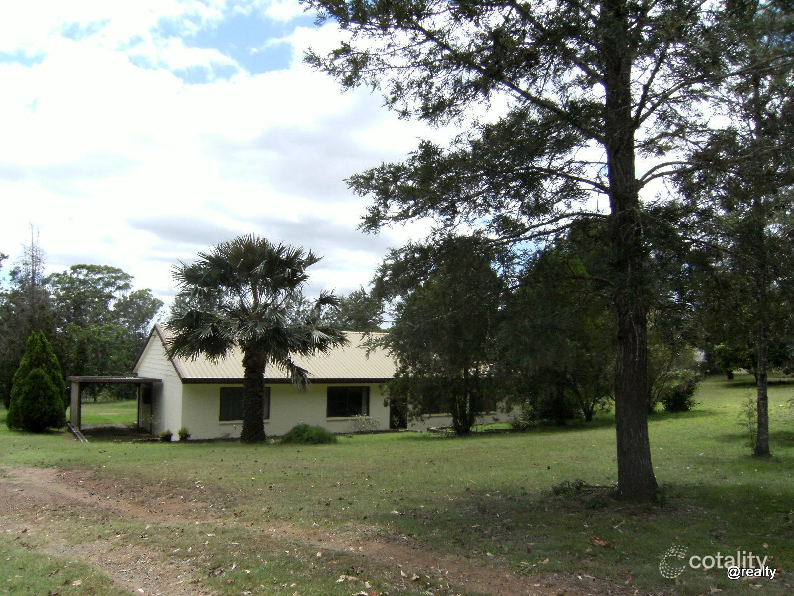 489 East Nanango Rd, East Nanango, QLD 4615