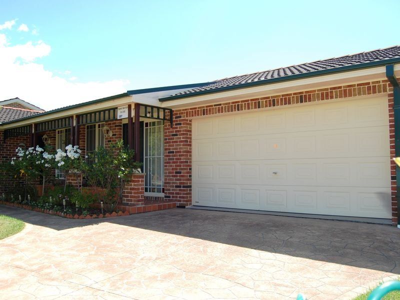 3 Oxford Dr, Lake Haven, NSW 2263