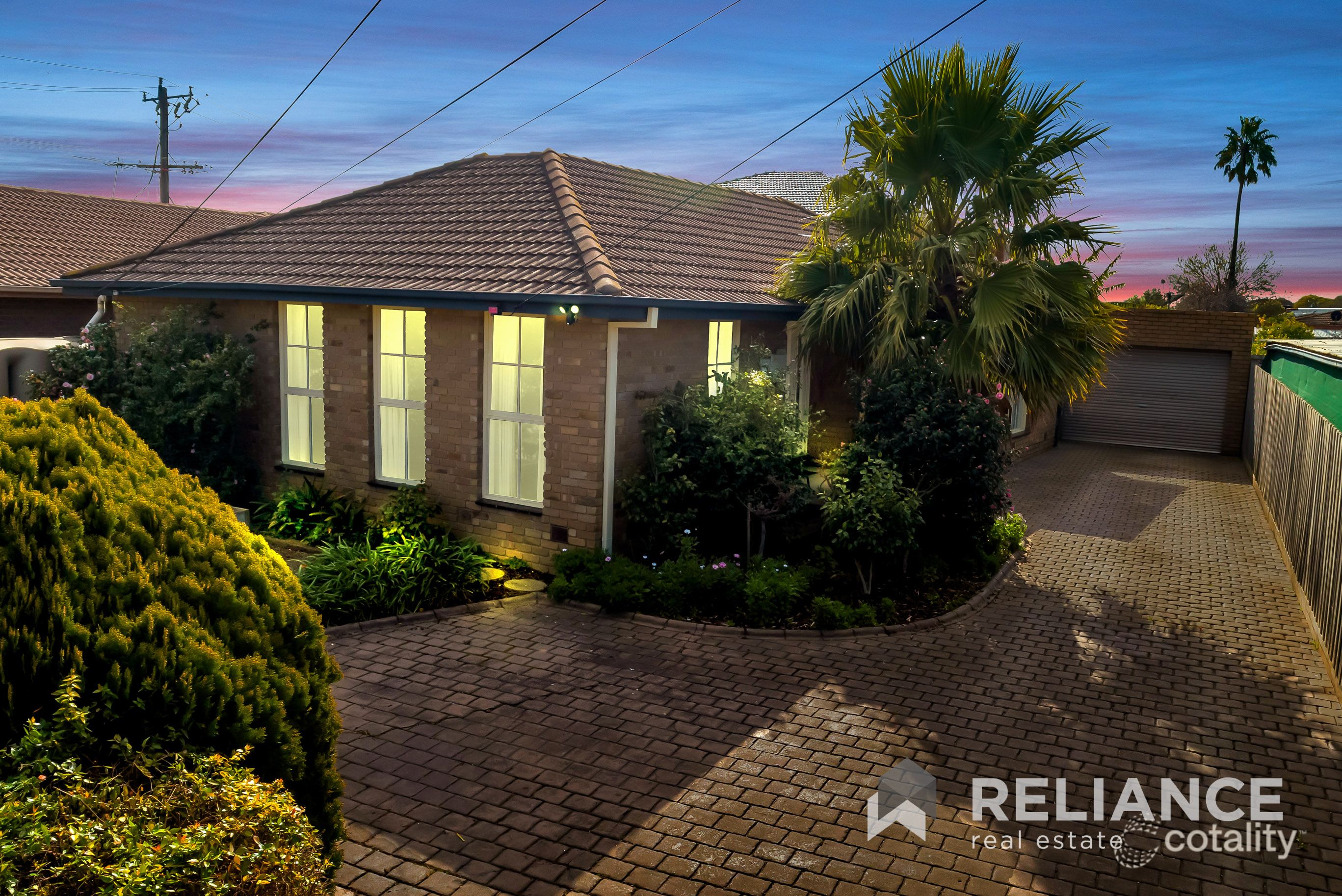 122 Gillespie Rd, Kings Park, VIC 3021