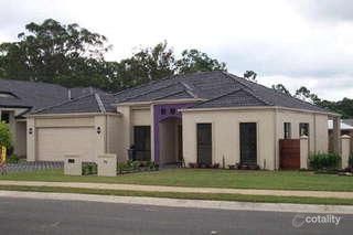 77 Hayward Ave, Cashmere, QLD 4500